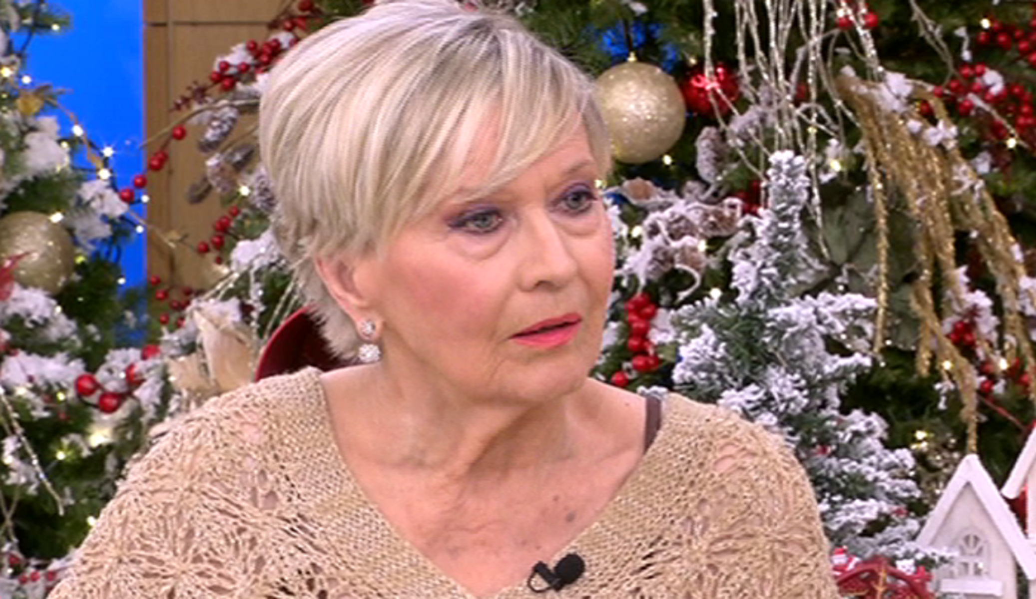 Έρρικα Μπρόγιερ: Μάχη στην εντατική για να κρατηθεί στη ζωή