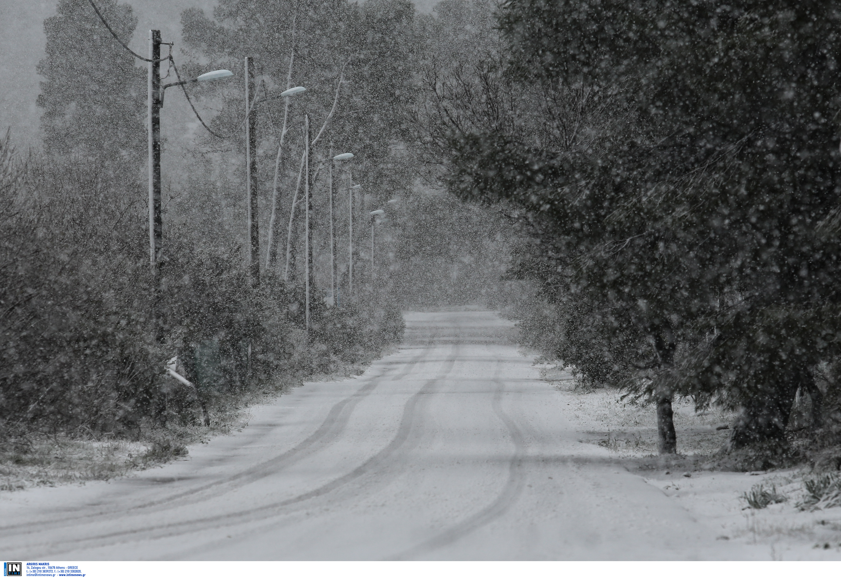 Πάρνηθα: Χιόνι και τσουχτερό κρύο [vid]