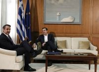 Τσίπρας σε Μητσοτάκη: “Να πίνεις πολύ νερό και να κάνεις γυμναστική” – Προβληματισμένος ο αρχηγός του ΣΥΡΙΖΑ