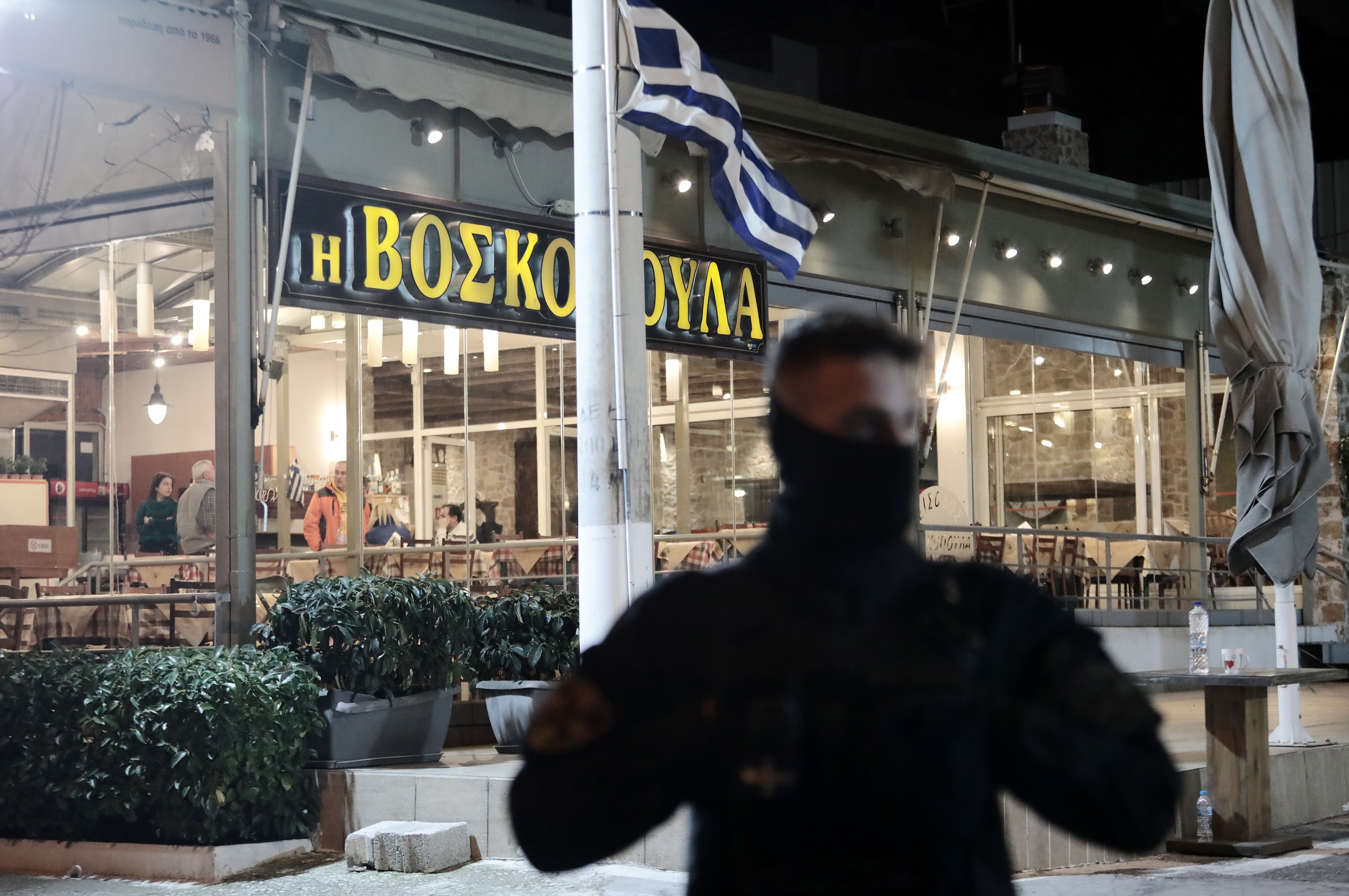 Βάρη φονικό: Για ξεκαθάρισμα λογαριασμών μιλάνε Σερβικά ΜΜΕ