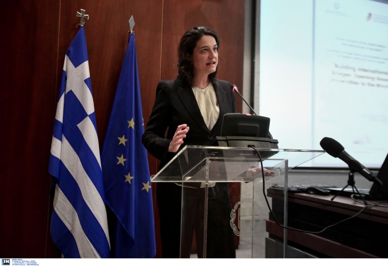Νίκη Κεραμέως: Κρατικό Πιστοποιητικό Πληροφορικής θα δίνουν τα σχολεία