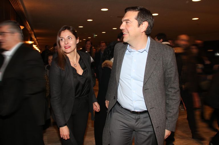 Αλέξης Τσίπρας – Μπέτυ Μπαζιάνα συναυλία: Μαζί σε αφιέρωμα για τον Θάνο Μικρούτσικο [pics]