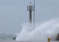 Κακοκαιρία «Ηφαιστίων»: Δεμένα τα πλοία στα λιμάνια – Φτάνουν τα 9 μποφόρ οι άνεμοι
