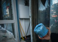 Κυψέλη: Διπλή εμπρηστική επίθεση σε κρεοπωλείο και κατάστημα συναγερμών