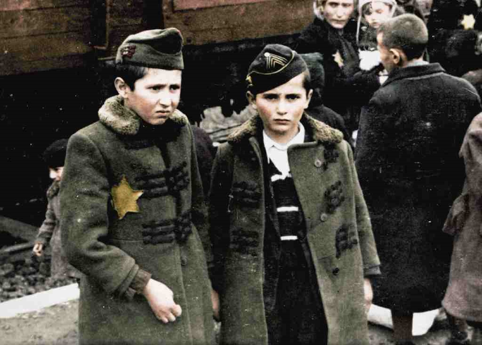Auschwitz Untold In Color: Για πρώτη φορά έγχρωμα στιγμιότυπα από την κόλαση του Άουσβιτς