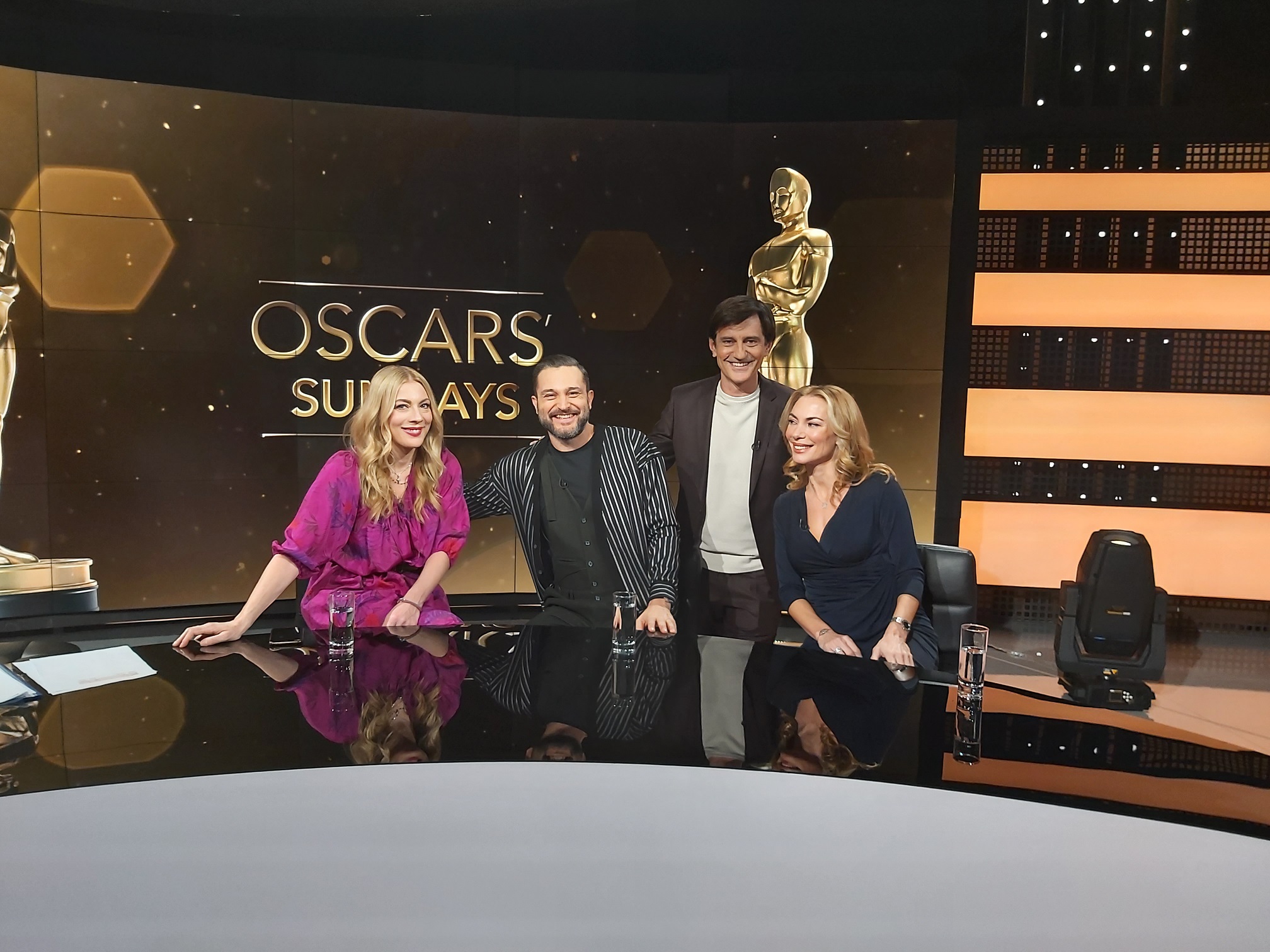 COSMOTE TV: Ακόμα ένα “OSCARS’ Sundays” και νέες σεζόν για Project Blue Book και The Bold Type