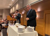 Μάκης Βορίδης πρωτοχρονιάτικη πίτα: Η εκδήλωση πραγματοποιήθηκε σε κεντρικό ξενοδοχείο της Αθήνας