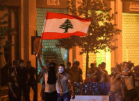 Λίβανος διαδηλώσεις: Συγκρούσεις διαδηλωτών με αστυνομικούς στο κέντρο της Βηρυτού