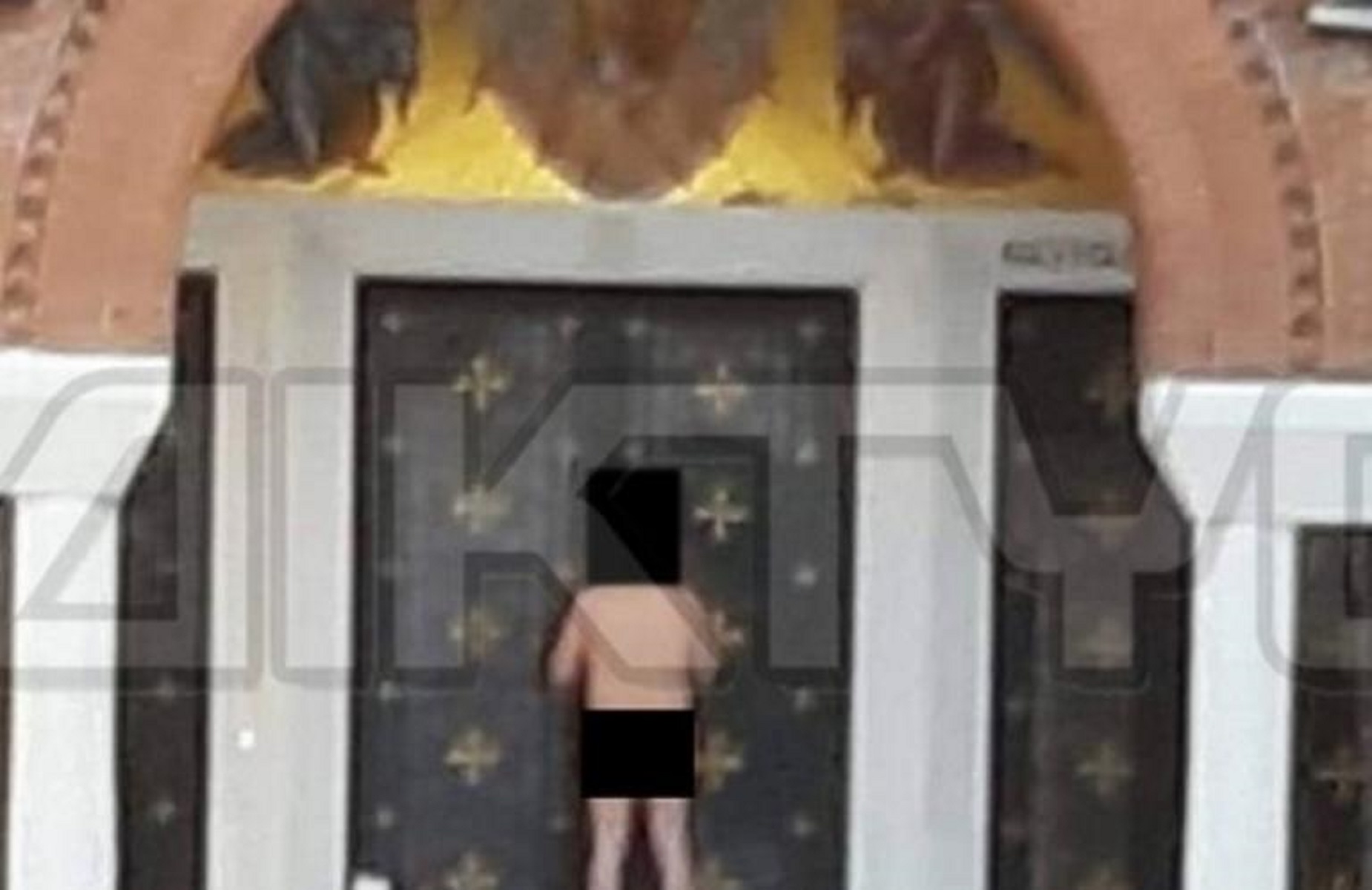 Σέρρες: Γυμνός άνδρας επιχείρησε να μπει σε εκκλησία