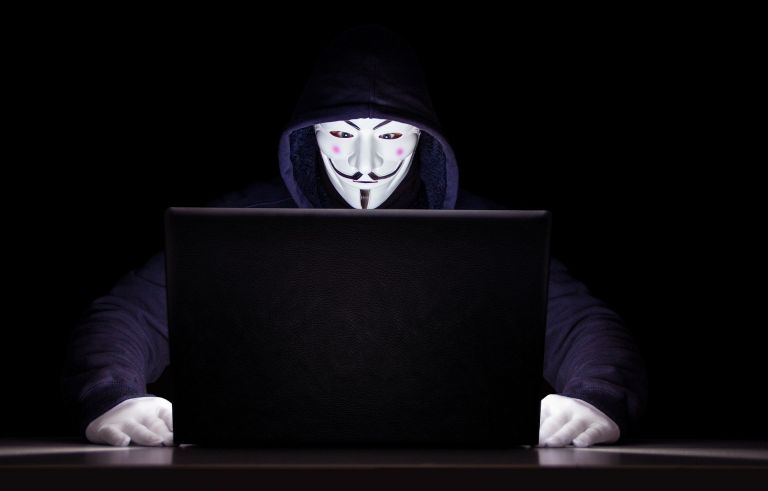 Anonymous Greece: «Μολών λαβέ» το μήνυμα στους Τούρκους χάκερ [pic&vid]