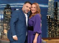 Ρένια Λουϊζίδου: Μιλάει για τον μονάκριβο γιο της και την επιστροφή του “Καφέ της Χαράς” [vid]