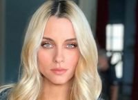 Δούκισσα Νομικού στο Μαζί σου: “Μου λείπουν πάρα πολύ οι γονείς μου με πειράζει που δεν τους βλέπω” Δούκισσα Νομικού στο Μαζί σου: “Μου λείπουν πάρα πολύ οι γονείς μου με πειράζει που δεν τους βλέπω”