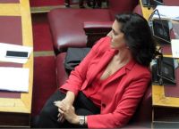 Νόνη Δούνια: «Υπάρχει φλερτ στη Βουλή» Νόνη Δούνια: «Υπάρχει φλερτ στη Βουλή»