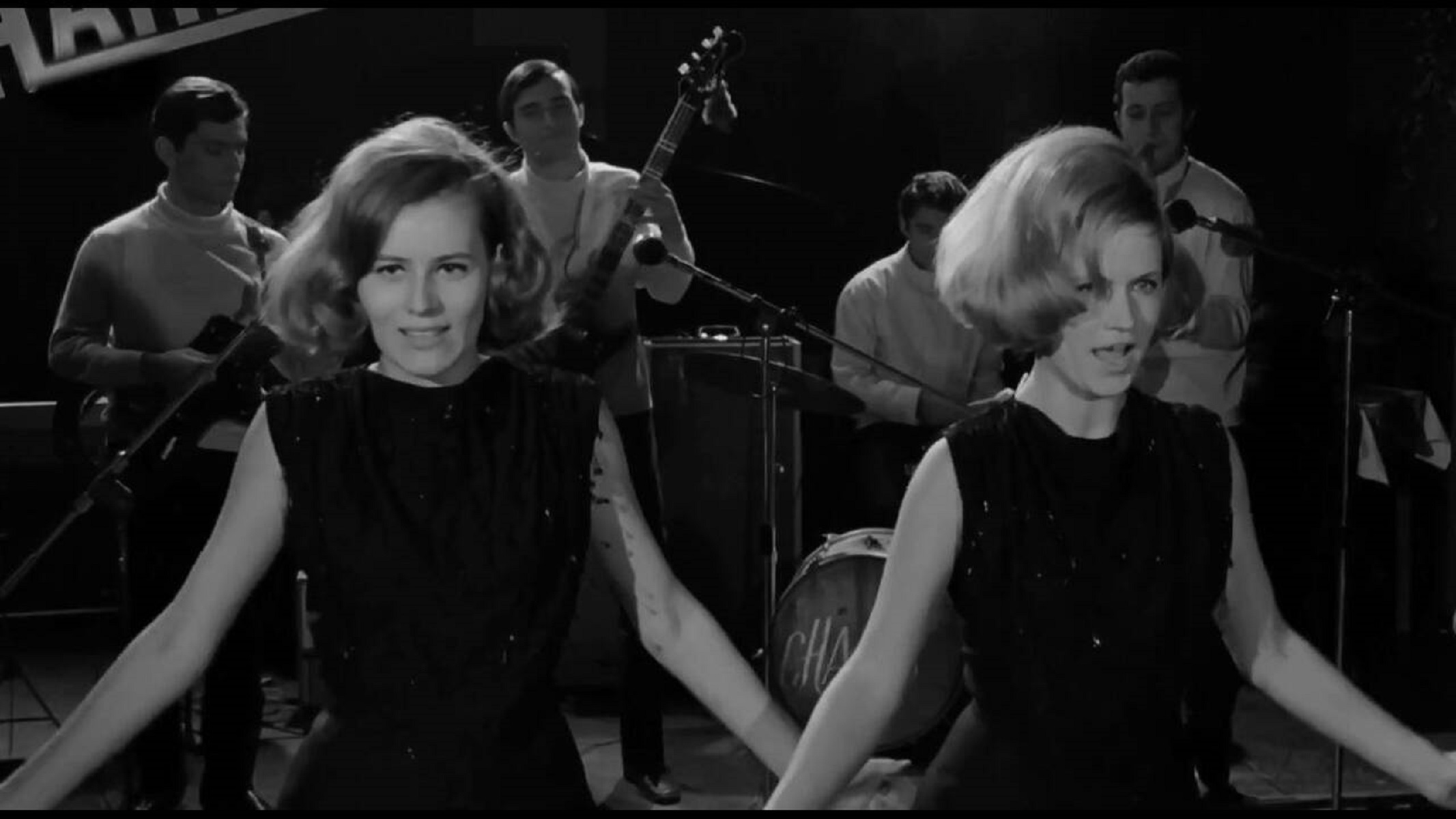 Μαργαρίτα Μπρόγιερ: Εσπευσμένα στο νοσοκομείο – Δεν πήγε στην κηδεία της αδερφής της