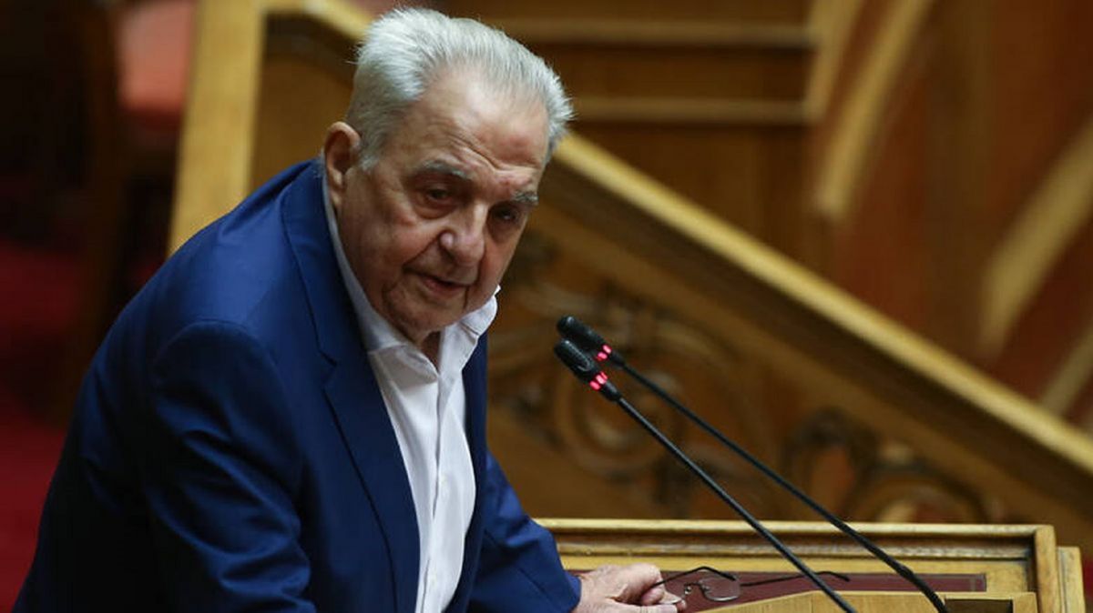 Αλέκος Φλαμπουράρης