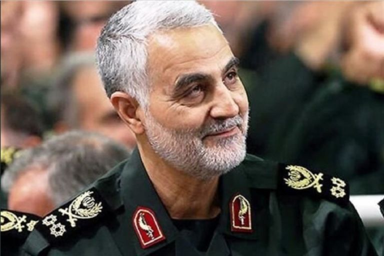 Κασέμ Σουλεϊμανί: Ποιος ήταν ο υποστράτηγος που τον λάτρευαν στο Ιράν σαν “ροκ σταρ” [vid]