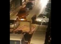 Κατερίνη αυτοκίνητο: Πήραν στα χέρια αμάξι που έκλεινε την είσοδο [vid]