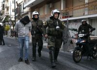 Κουκάκι: Κόρη ηθοποιού ανάμεσα στους συλληφθέντες