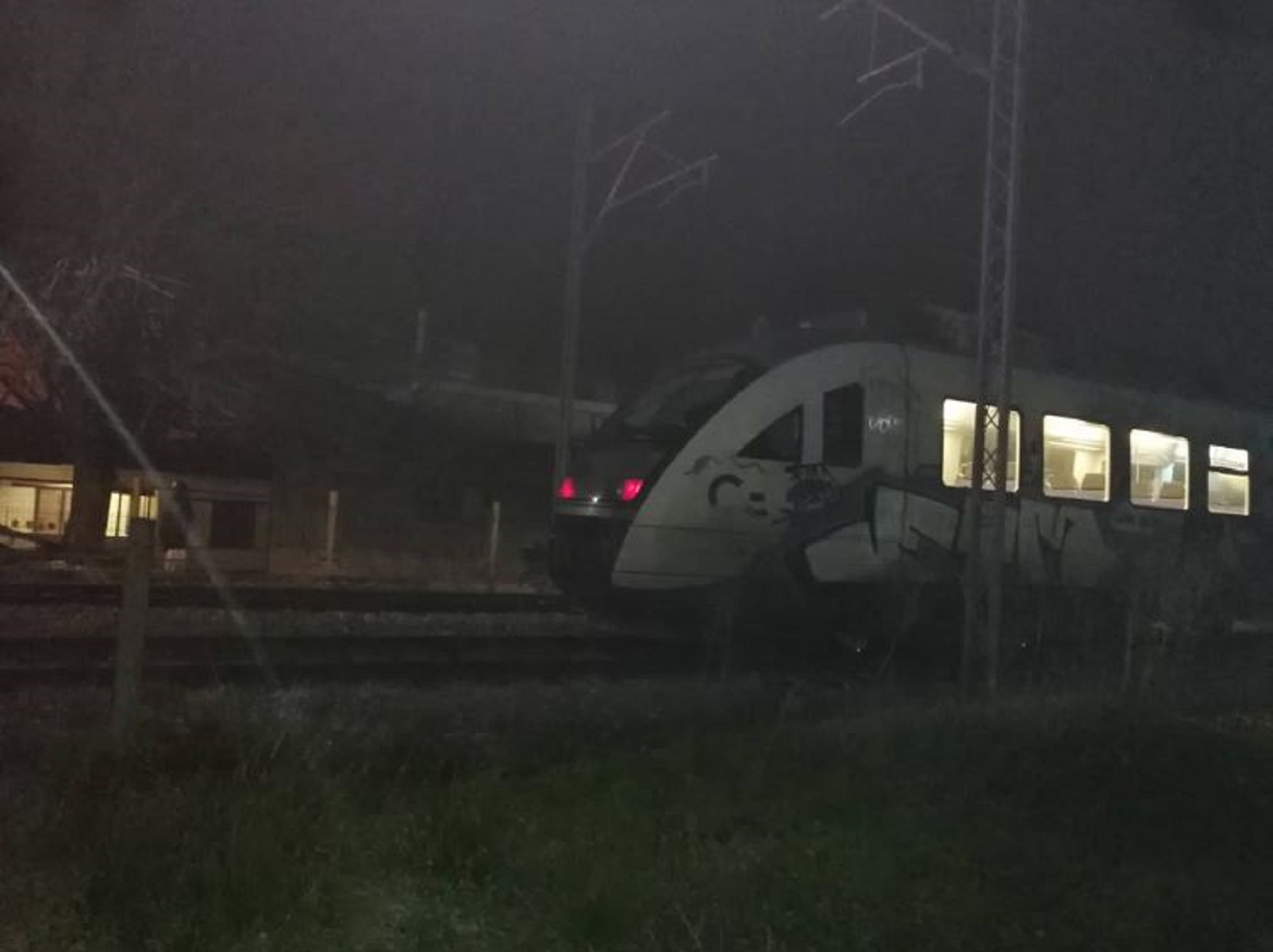 Λάρισα τρένο: Συρμός παρέσυρε παιδί [pic]