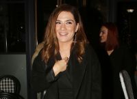 Βάσω Λασκαράκη: “Δεν είμαι υπέρ των come back των σειρών” Βάσω Λασκαράκη: “Δεν είμαι υπέρ των come back των σειρών”