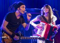 Locomondo συγκρότημα: Επιστρέφουν στο Κύτταρο