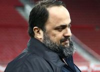 Ολυμπιακός – Πανιώνιος: Στα “ερυθρόλευκα” αποδυτήρια ο Βαγγέλης Μαρινάκης Ολυμπιακός – Πανιώνιος: Στα “ερυθρόλευκα” αποδυτήρια ο Βαγγέλης Μαρινάκης