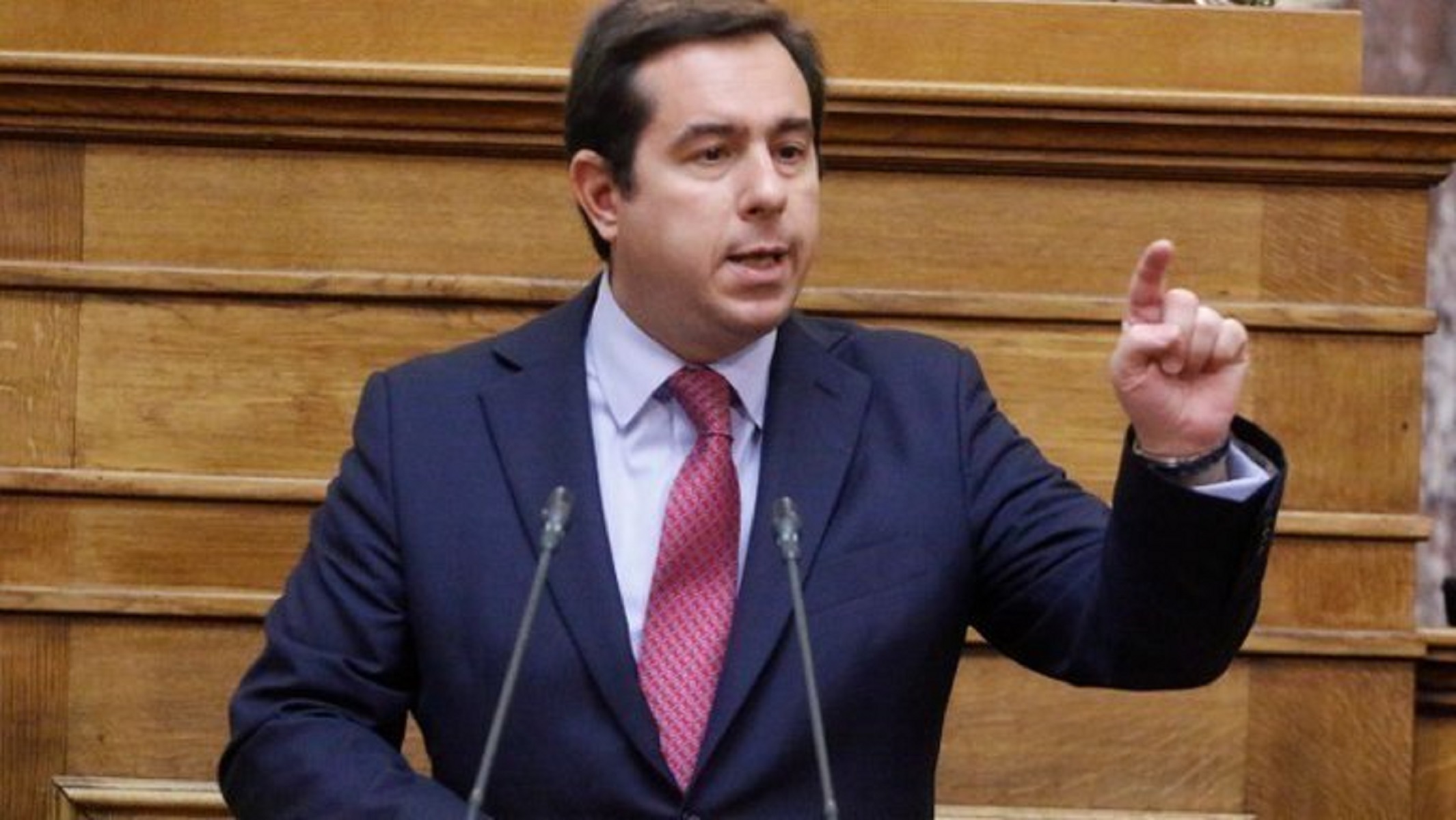 Μηταράκης κορωνοϊός μετανάστες: Υπάρχουν 28 κρούσματα στις δομές