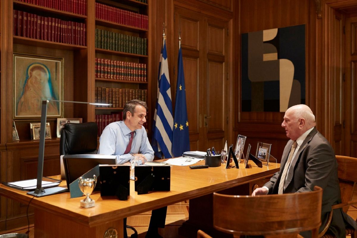 Αυτό είναι το ασυνήθιστο αντικείμενο που έχει στο γραφείο του ο Κυριάκος Μητσοτάκης