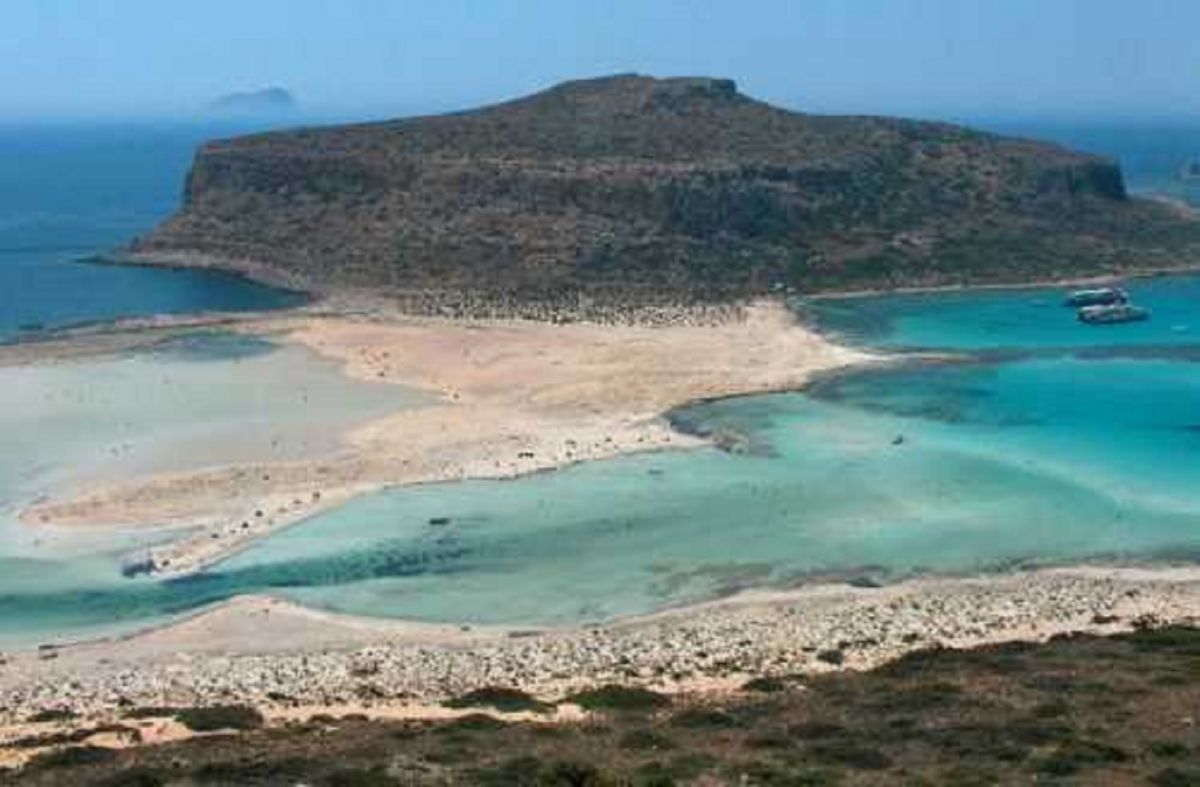 Κρήτη σκελετός: Βρέθηκαν ανθρώπινα κόκαλα στην παραλία του Μπάλου