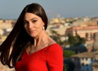 Μόνικα Μπελούτσι: Η Ιταλίδα σταρ έφτασε στην Αθήνα Μόνικα Μπελούτσι: Η Ιταλίδα σταρ έφτασε στην Αθήνα