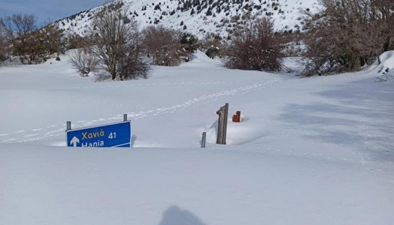 Φαράγγι Σαμαριάς: «Θάφτηκε» στο χιόνι ολόκληρη η είσοδος