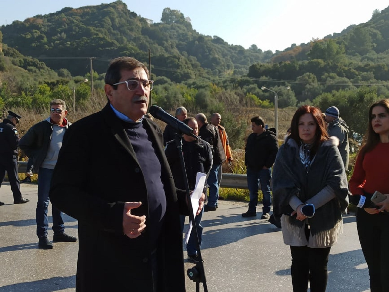 Κώστας Πελετίδης καρναβάλι Κορωνοϊός: “Θα υλοποιήσουμε την κυβερνητική απόφαση” – Αντιδράσεις από τον κόσμο