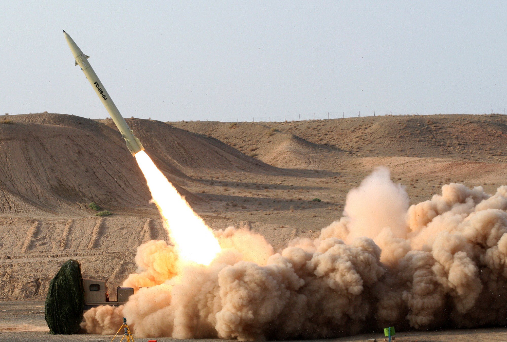 Σαουδική Αραβία: Η αντιαεροπορική άμυνα αναχαίτισε πυραύλους που εκτόξευσαν  οι αντάρτες Χούθι | Pagenews.gr