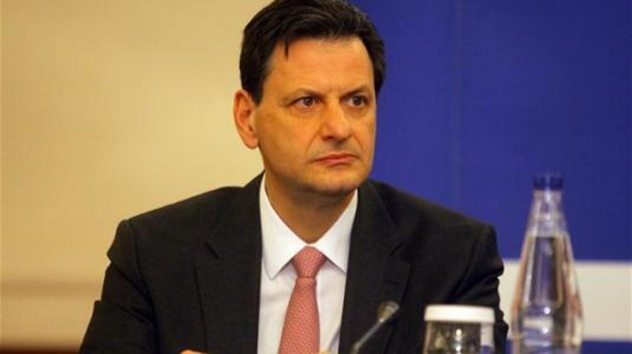 Θεόδωρος Σκυλακάκης κορωνοϊός: “Διεύρυνση των επιχειρήσεων για το επίδομα των 800 ευρώ”