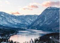 Σλοβενία κάστρα από χιόνι: Ένας ιδιαίτερος διαγωνισμός με θρύλο έναν βασιλιά