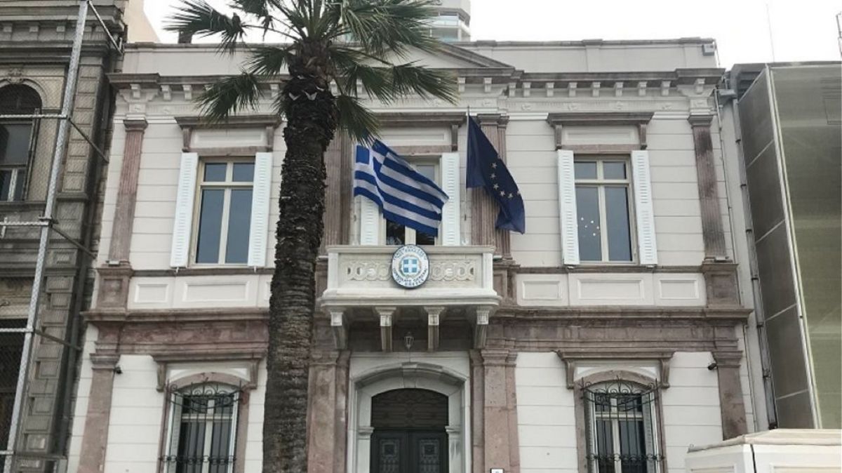Τουρκία: Εμπρησμός σε αυτοκίνητο υπαλλήλου του ελληνικού προξενείου στη Σμύρνη