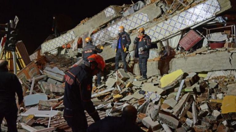 Σεισμός Τουρκία: Νέος μετασεισμός 5,1 Ρίχτερ – Έφτασαν τους 25 οι νεκροί [vids]