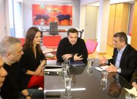 Αλέξης Τσίπρας: Η ανάπτυξη δεν θα έρθει μέσα από τη συμπίεση των εργασιακών σχέσεων Αλέξης Τσίπρας: Η ανάπτυξη δεν θα έρθει μέσα από τη συμπίεση των εργασιακών σχέσεων