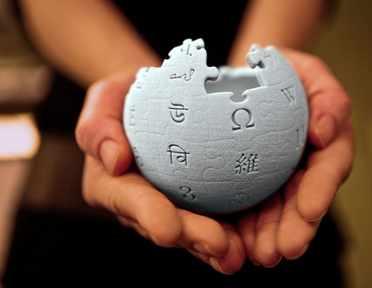 Wikipedia: Πως ξεκίνησε η ιδέα για τη μεγαλύτερη εγκυκλοπαίδεια του κόσμου [pics]
