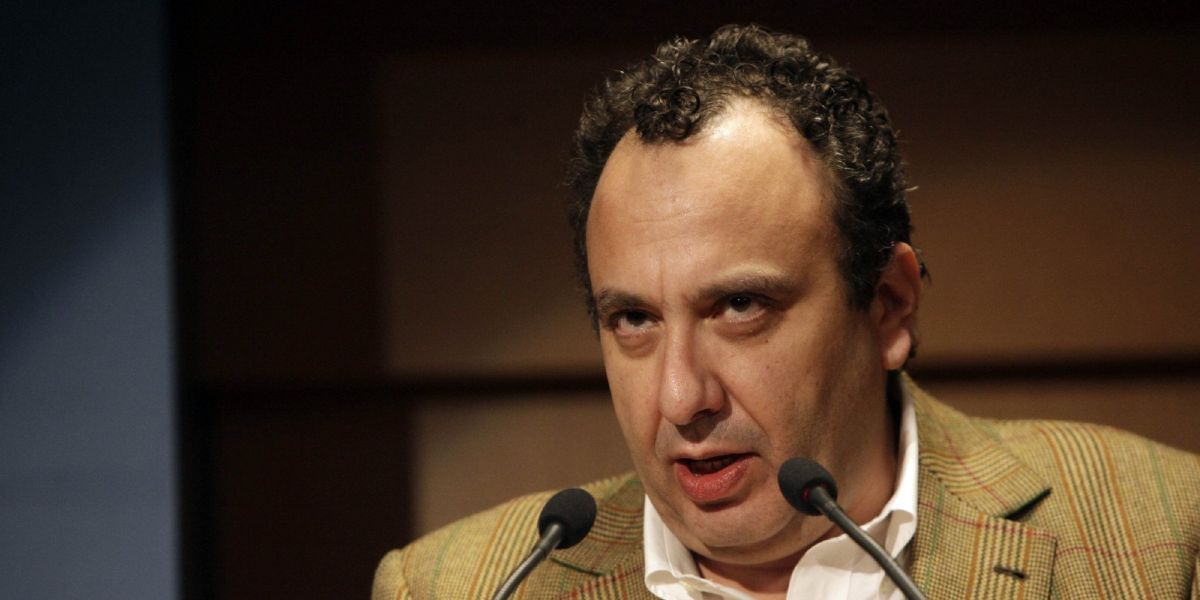 “Χαμός” για το σχόλιο του Χρήστου Χωμενίδη για τον Θάνο Μικρούτσικο