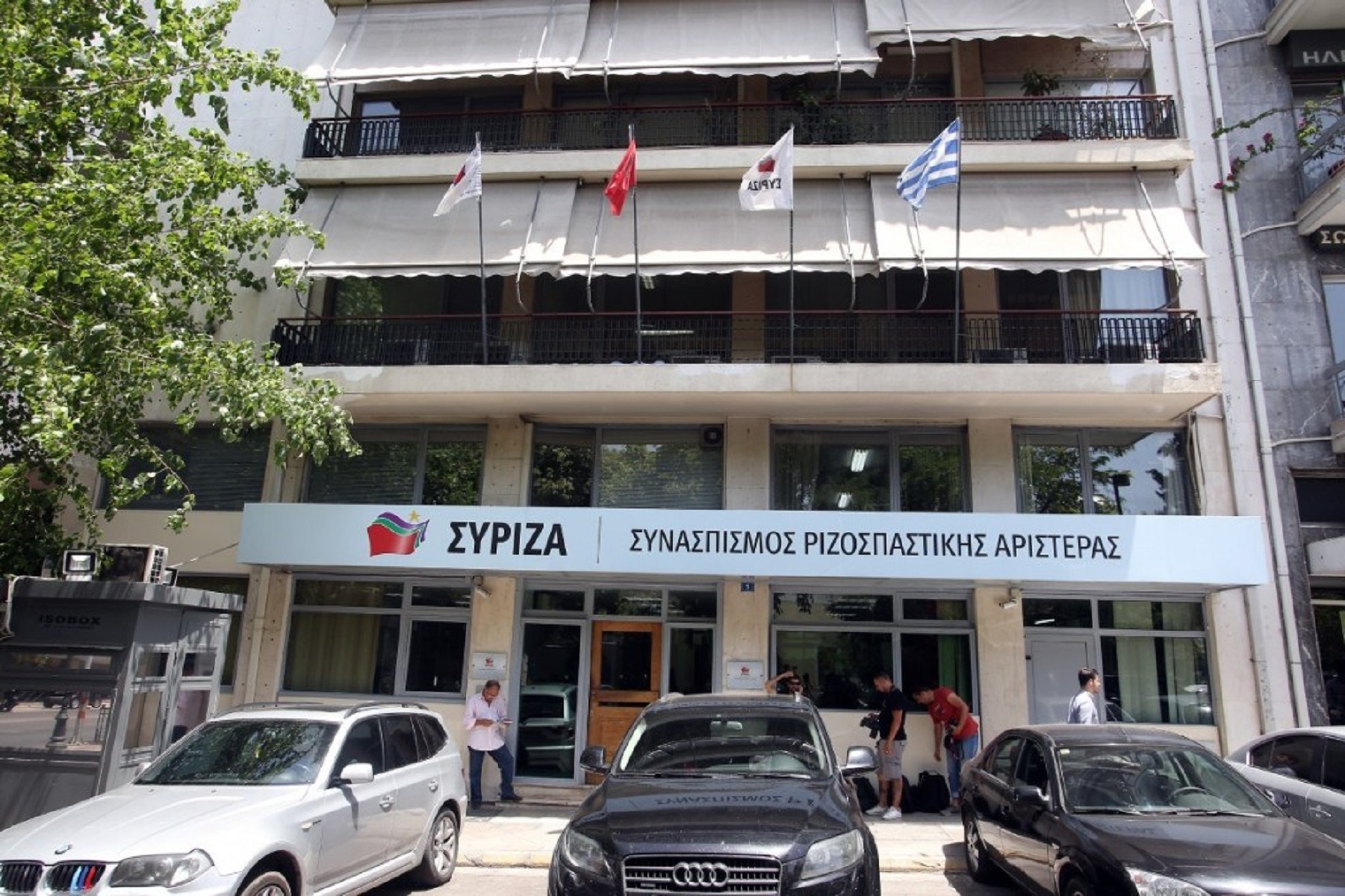 Πλατεία Ομονοίας ΣΥΡΙΖΑ: Καυστικό σχόλιο για εγκαίνια και κορωνοϊό