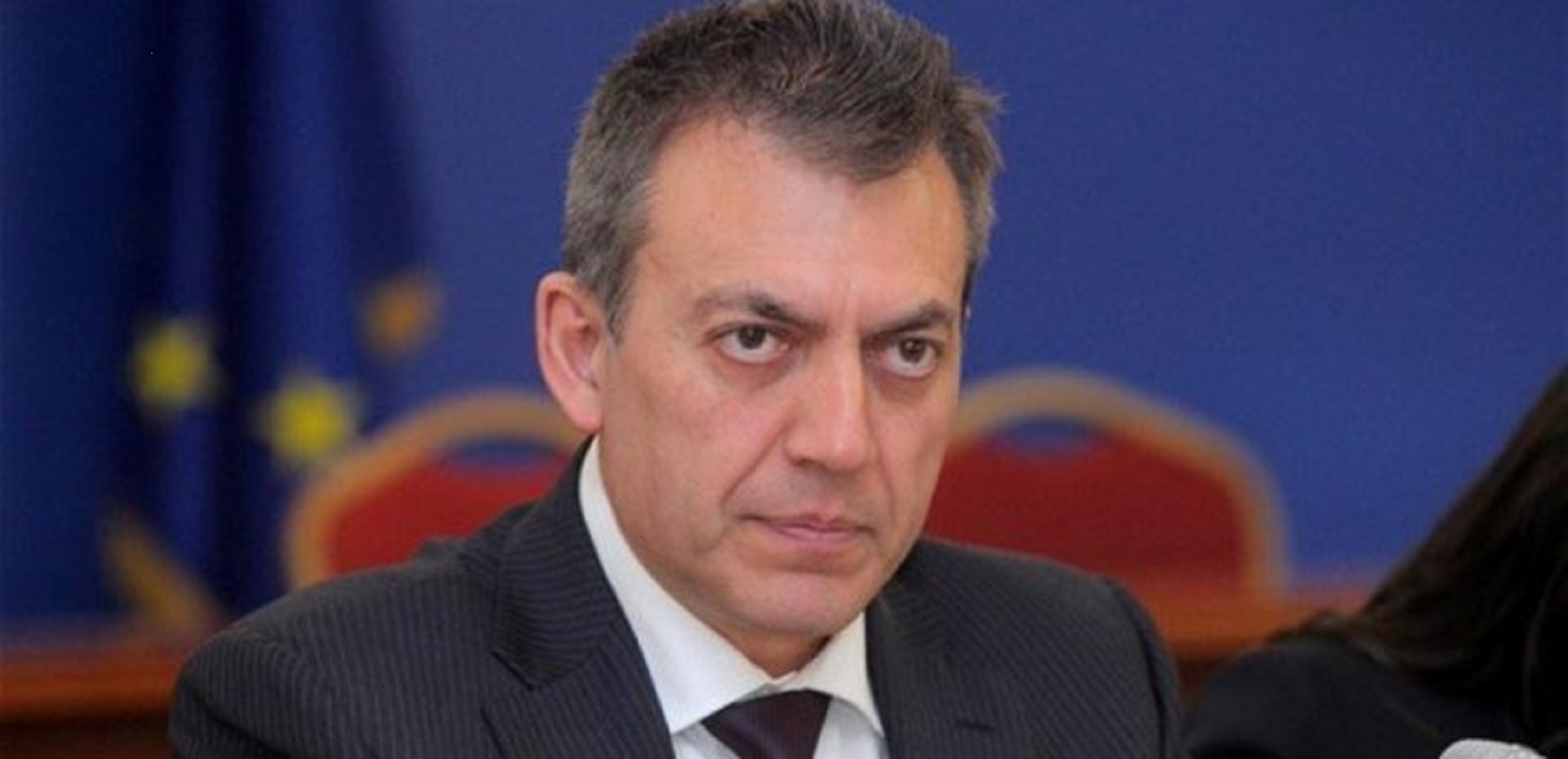 Βρούτσης: Παραμένουν οι μειωμένες εισφορές για τις εργαζόμενες μητέρες