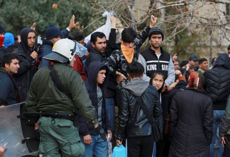 Μυτιλήνη – Μόρια: Αστυνομική επιχείρηση με συλλήψεις για σύσταση εγκληματικής ομάδας