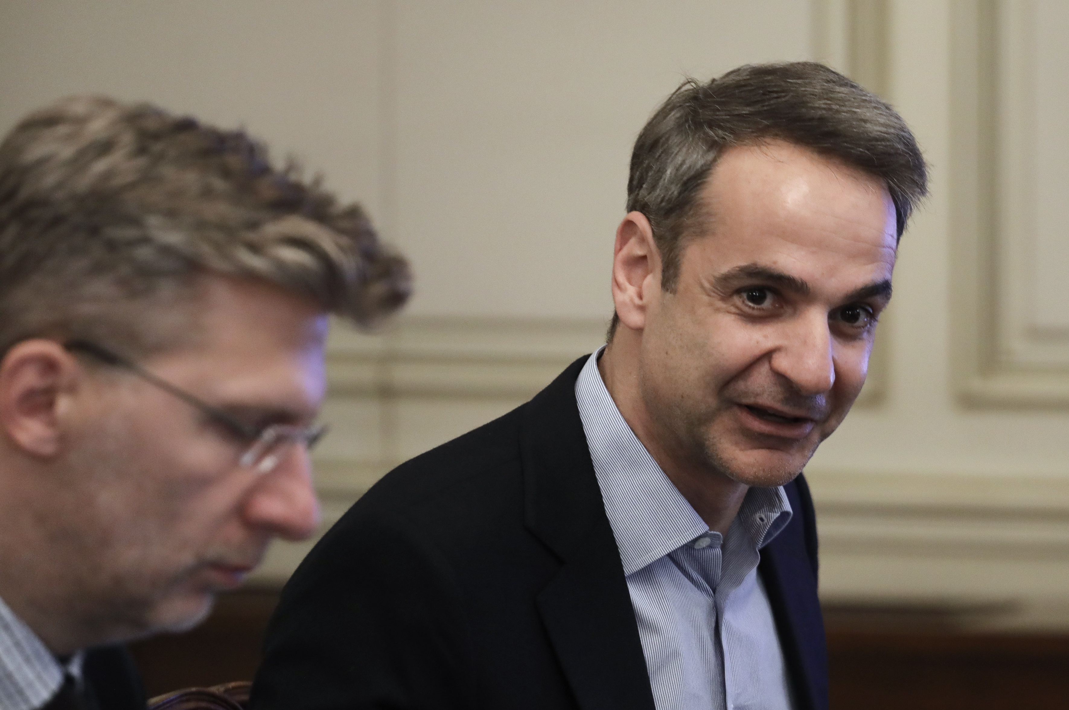 Κυριάκος Μητσοτάκης κλειστές δομές: Να ρίξουν τους τόνους όσοι αντιδρούν στα νησιά