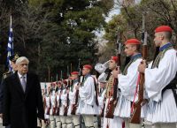 Θωμάς Σπυρίδωνος: Τρισάγιο στη μνήμη του εύζωνα οπλίτη παρουσία του Προκόπη Παυλόπουλου [pics&vid]
