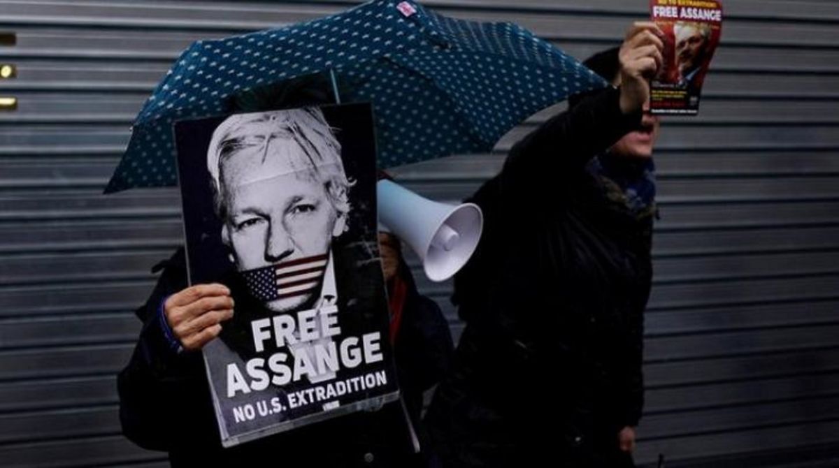 Τζούλιαν Ασάνζ WikiLeaks: Ξεκινά σήμερα η ακροαματική διαδικασία για την έκδοση του στις ΗΠΑ