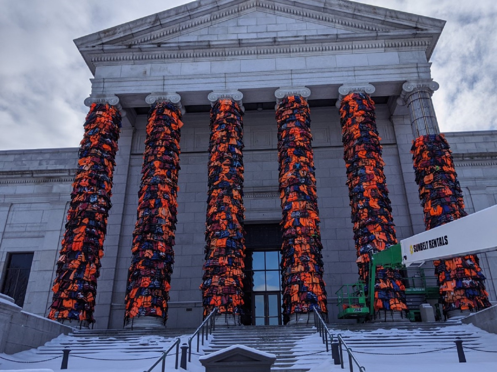 Γερμανία: Ένα DIY γλυπτό από τον Ai Weiwei