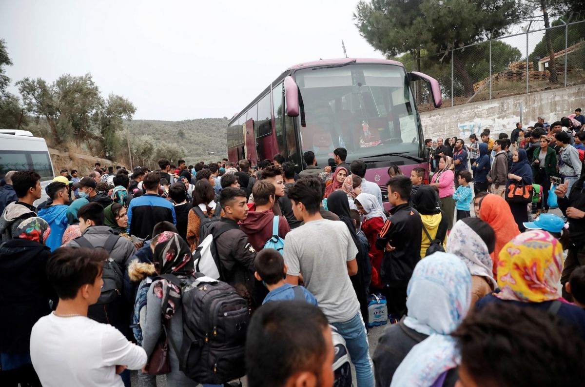 Μεταναστευτικό: “Βράζουν” σε Χίο και Λέσβο για τα κλειστά κέντρα