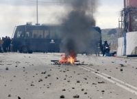 Επεισόδια στη Μόρια: Ρίψη χημικών από τα ΜΑΤ και κλεφτοπόλεμος