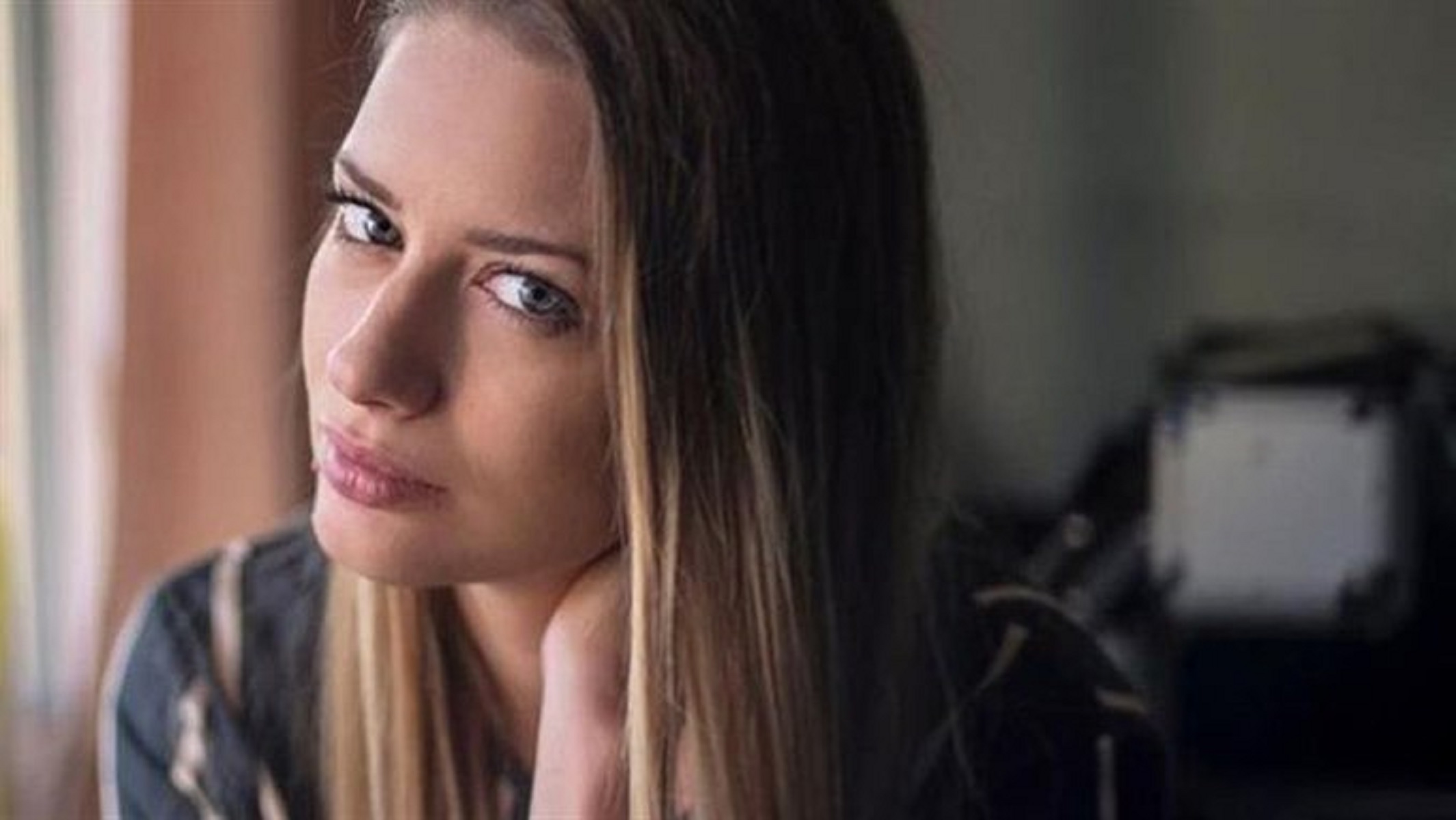 Ντόρα Μακρυγιάννη Οικονομόπουλος: Απαντά στις φήμες που την θέλουν ζευγάρι με τον γνωστό τραγουδιστή